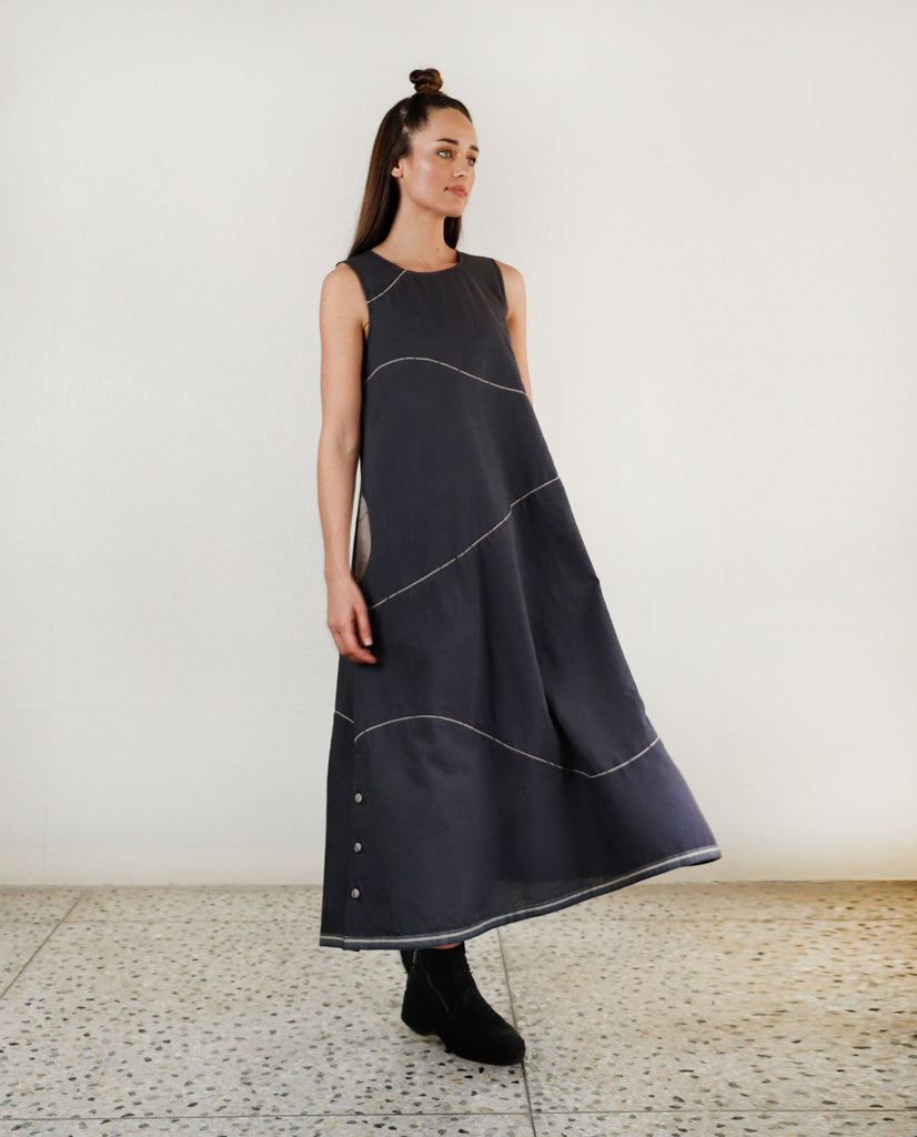 CHARCOAL WAVES MAXI DRESS